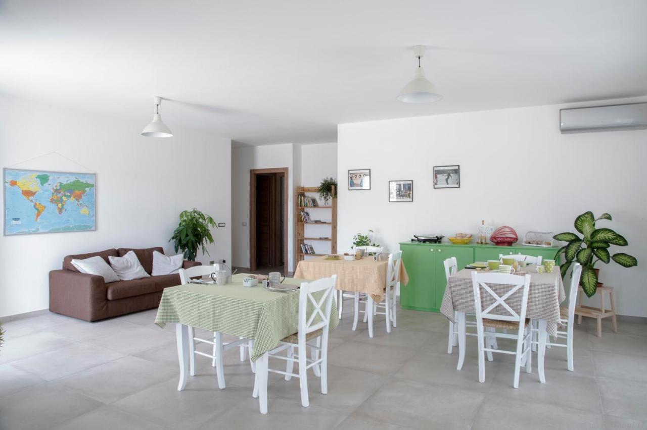 B&B Agata E Gli Altri Tortolì Dış mekan fotoğraf