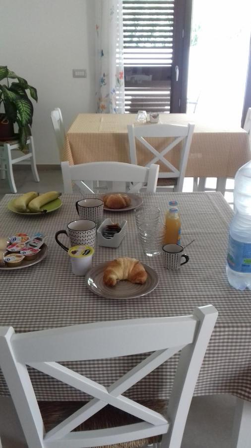 B&B Agata E Gli Altri Tortolì Dış mekan fotoğraf